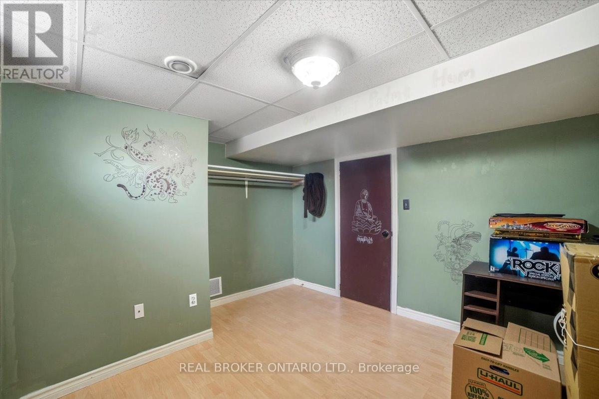 106 Spruceside Crescent, Pelham, Ontario  L2E 1S0 - Photo 30 - X12904530