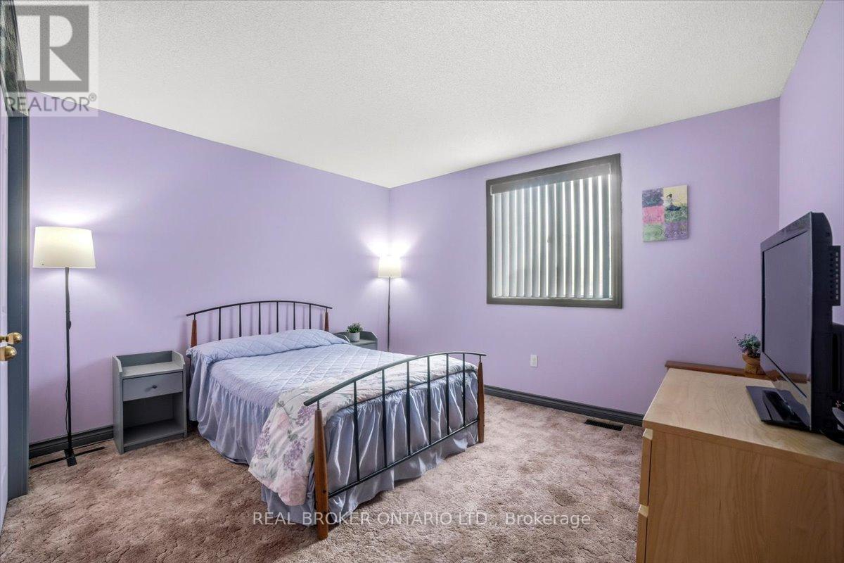 106 Spruceside Crescent, Pelham, Ontario  L2E 1S0 - Photo 28 - X12904530