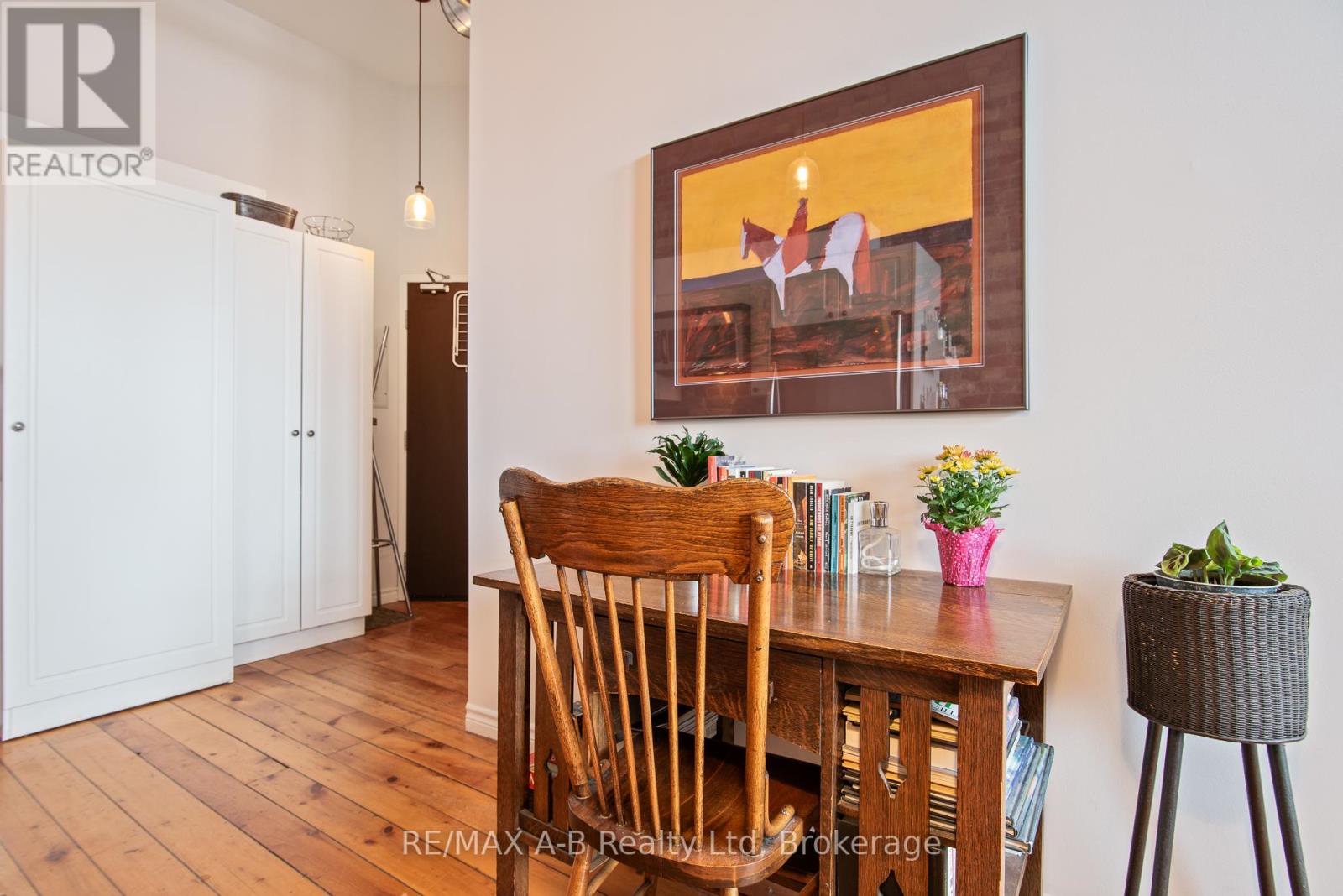 #201 - 66 Wellington Street, Stratford, Ontario  N5A 2L2 - Photo 11 - X13018218