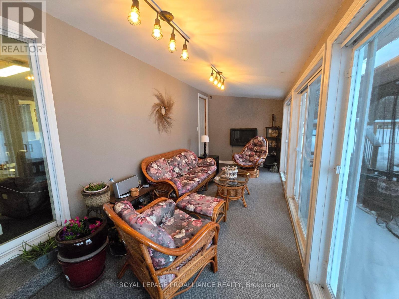 118 Hubbs Road, Prince Edward County, Ontario  K0K 1A0 - Photo 18 - X12774598