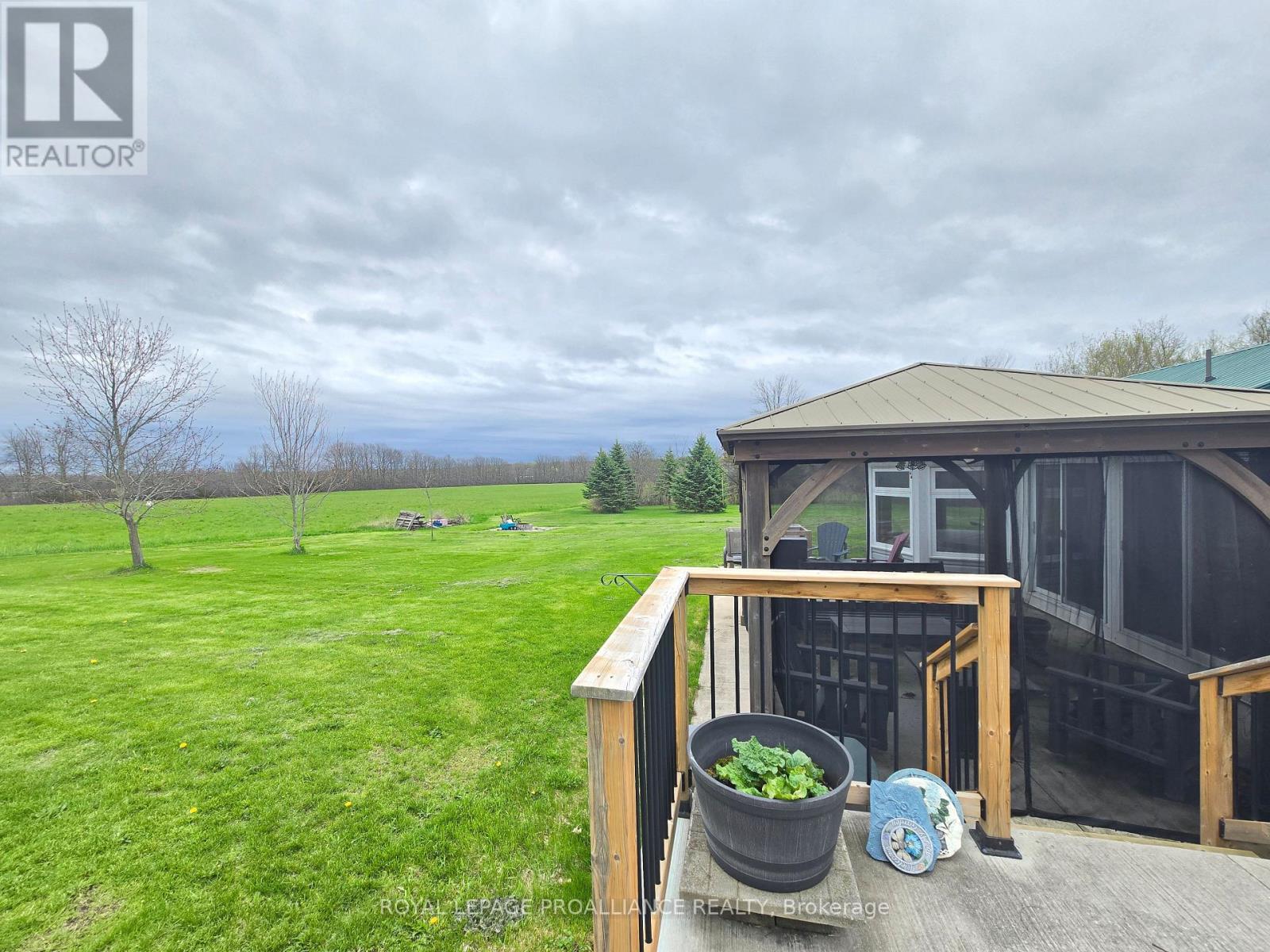 118 Hubbs Road, Prince Edward County, Ontario  K0K 1A0 - Photo 31 - X12774598