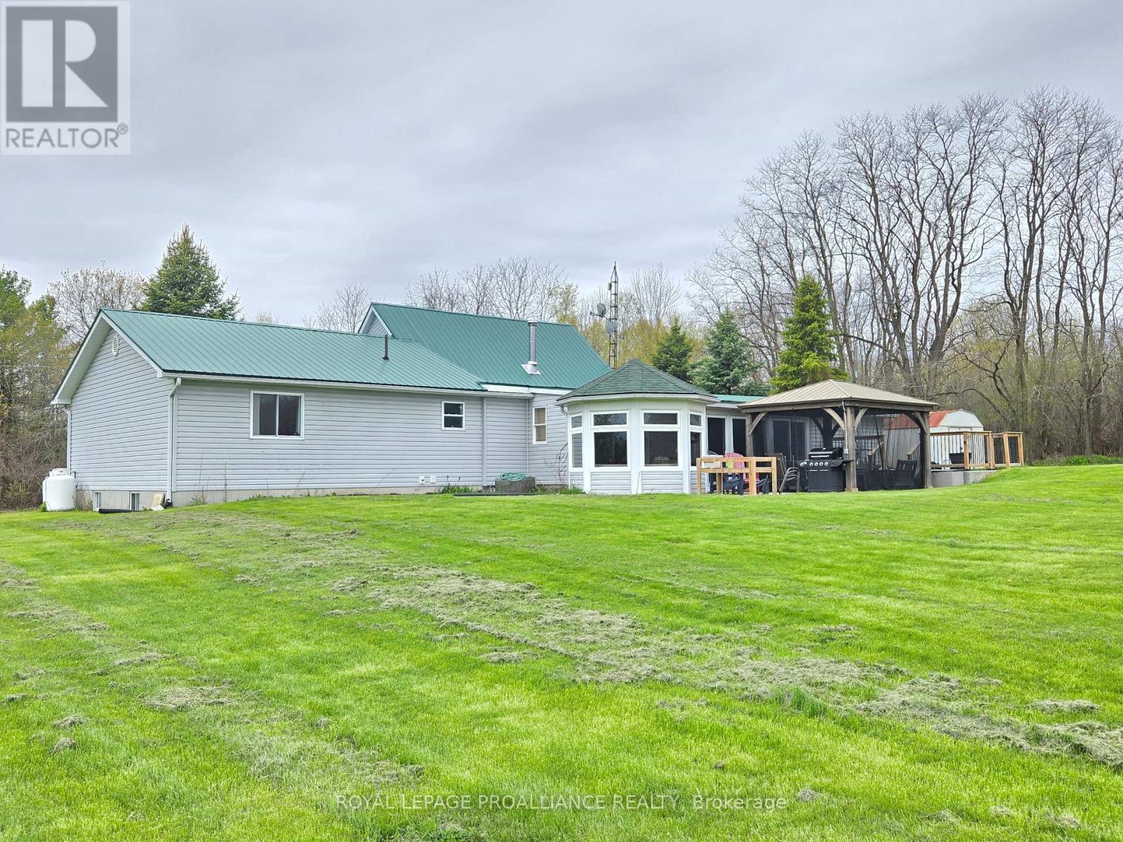 118 Hubbs Road, Prince Edward County, Ontario  K0K 1A0 - Photo 34 - X12774598