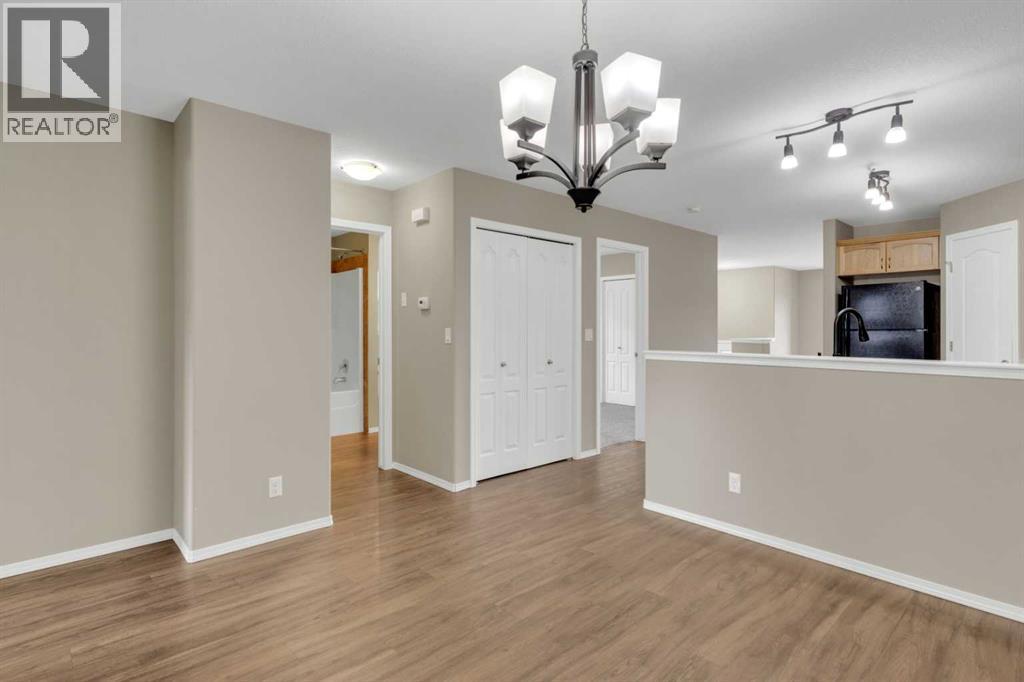 66 Heritage Drive, Penhold, Alberta  T0M 1R0 - Photo 11 - A2306022