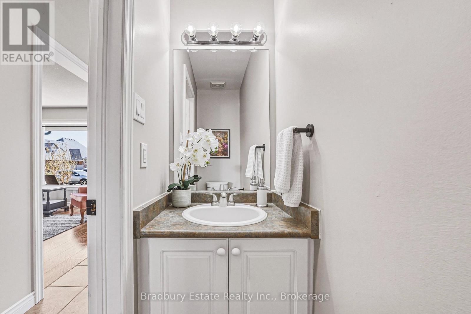 6 Las Road, West Lincoln, Ontario  L0R 2A0 - Photo 16 - X12979076