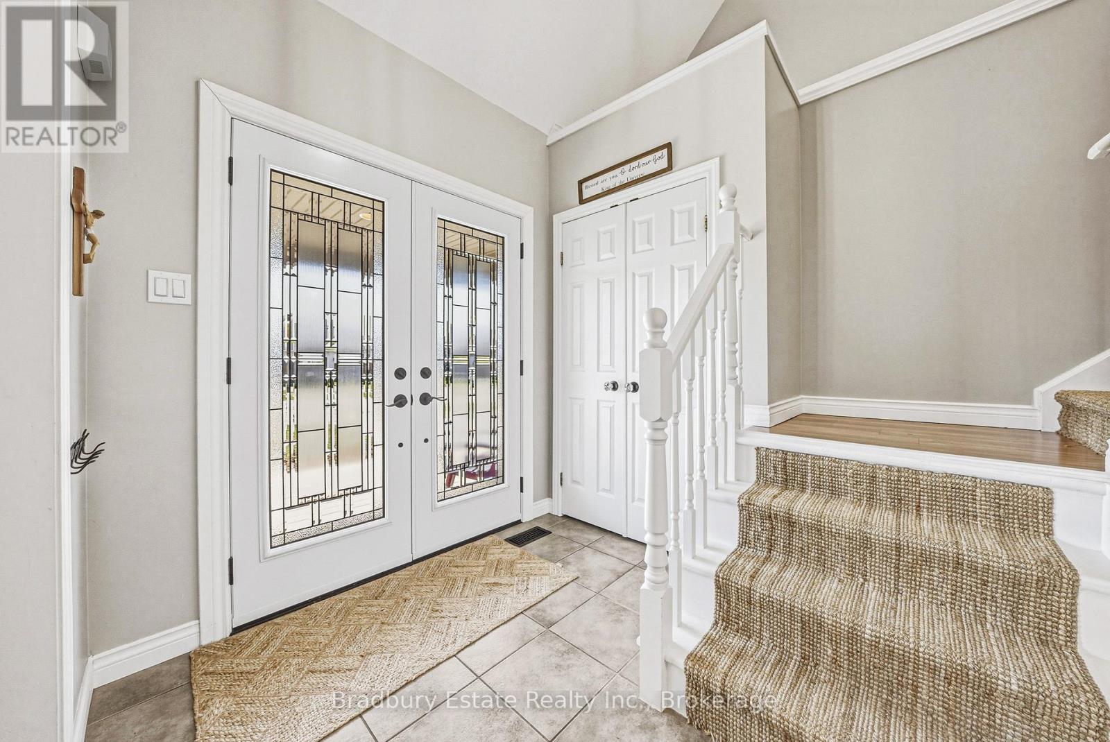 6 Las Road, West Lincoln, Ontario  L0R 2A0 - Photo 6 - X12979076