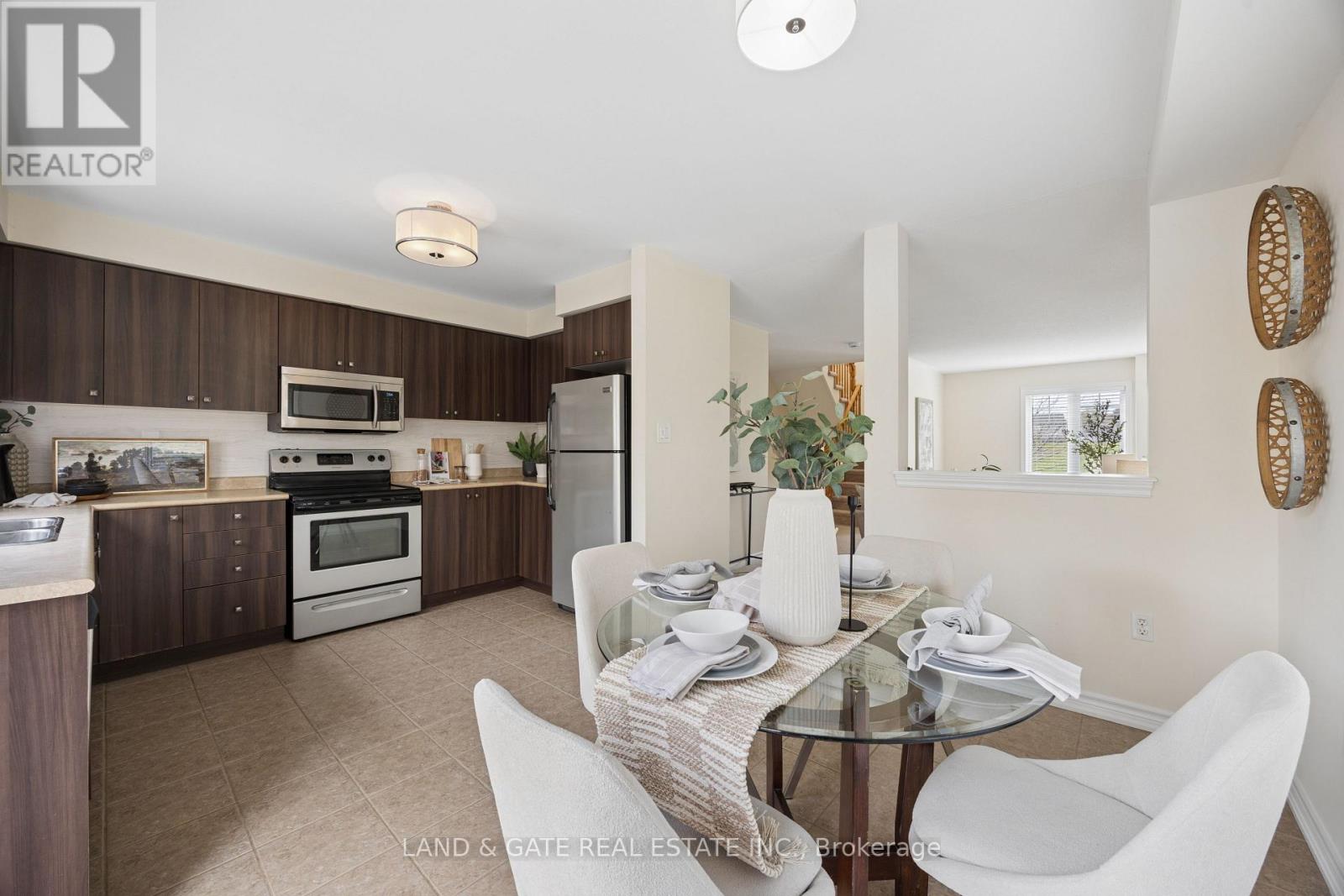 495 Mearns Avenue, Clarington, Ontario  L1C 5M5 - Photo 12 - E13072476