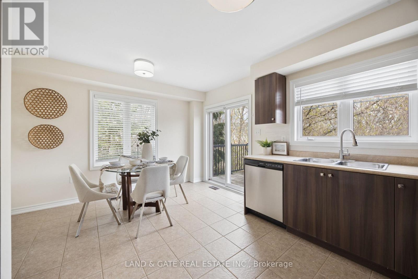 495 Mearns Avenue, Clarington, Ontario  L1C 5M5 - Photo 17 - E13072476