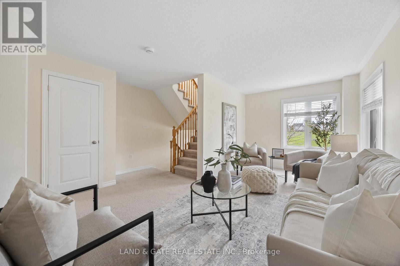 495 Mearns Avenue, Clarington, Ontario  L1C 5M5 - Photo 6 - E13072476
