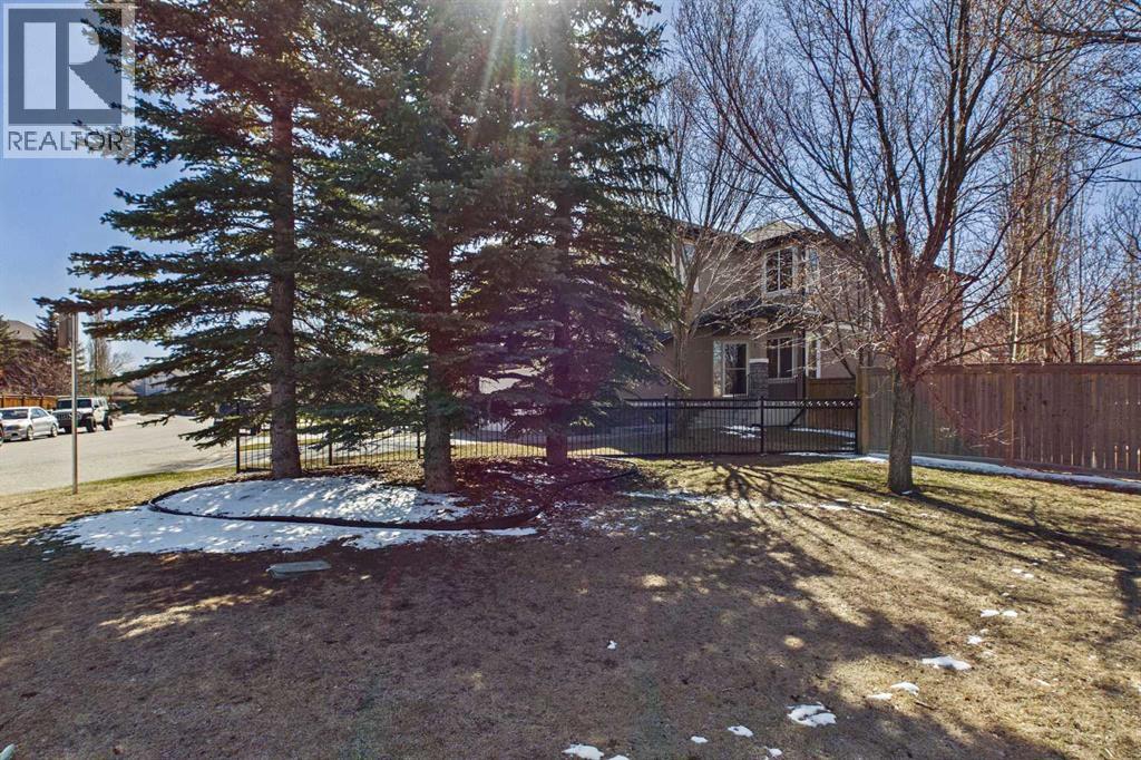 551 Tuscany Ravine Road Nw, Calgary, Alberta  T3L 3B1 - Photo 3 - A2305772