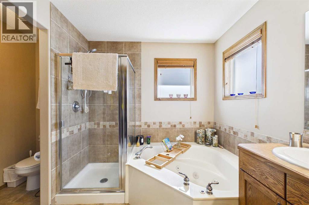551 Tuscany Ravine Road Nw, Calgary, Alberta  T3L 3B1 - Photo 24 - A2305772