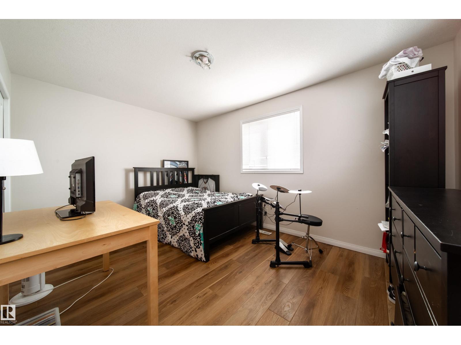 1205 Ormsby Ln Nw, Edmonton, Alberta  T5T 6G8 - Photo 28 - E4485413