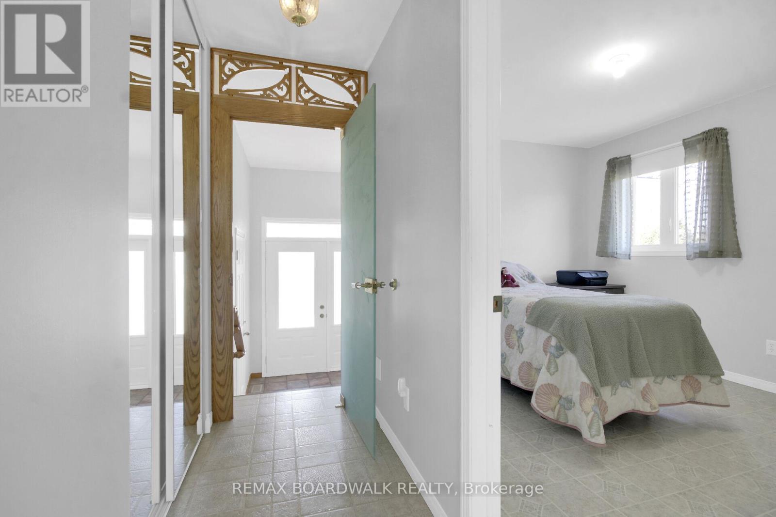6658 Benoit Street, Ottawa, Ontario  K1C 1J6 - Photo 15 - X13028466