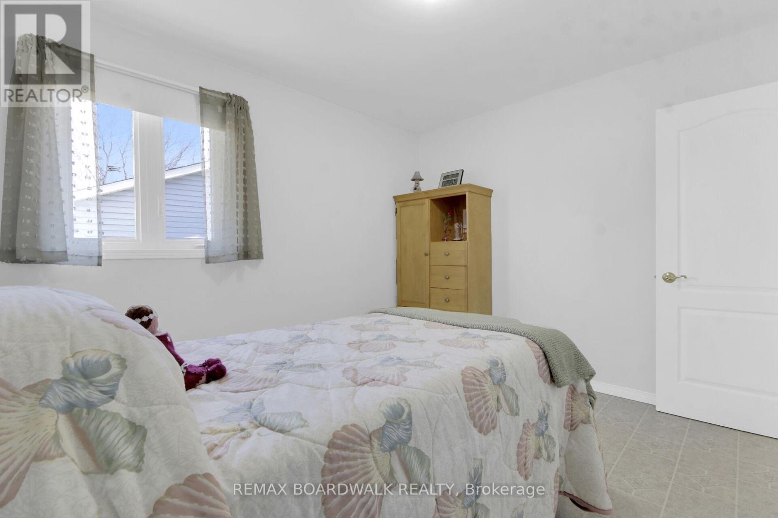6658 Benoit Street, Ottawa, Ontario  K1C 1J6 - Photo 16 - X13028466