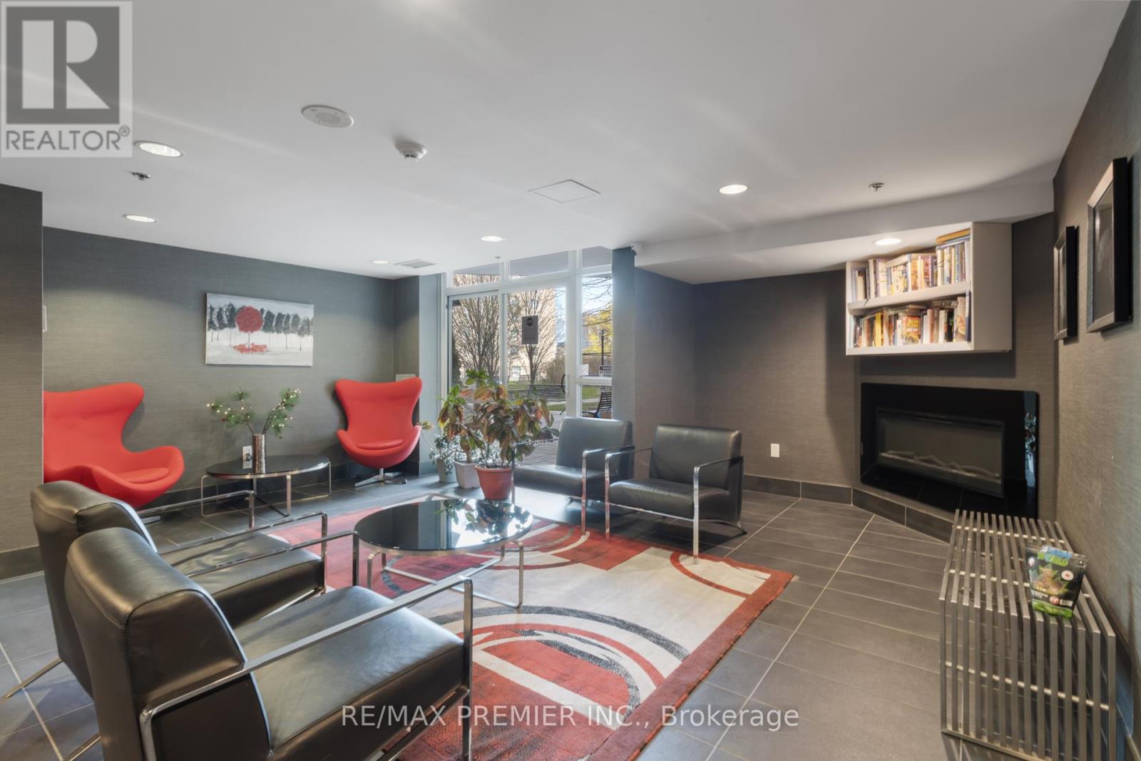 1011 - 812 Lansdowne Avenue, Toronto, Ontario  M6H 4K6 - Photo 6 - W13073730
