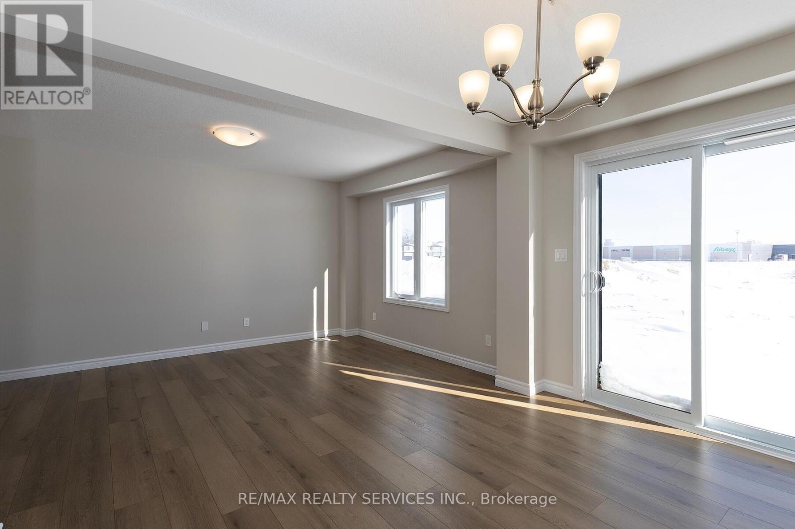 25 Becker Street, Stratford, Ontario  N5A 0L2 - Photo 11 - X13073714
