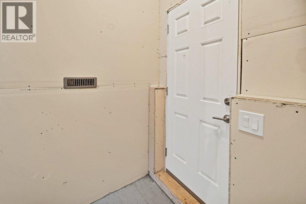 93 Saddlestone Place NE, Calgary, Alberta  T3J 0Z6 - Photo 34 - A2307283