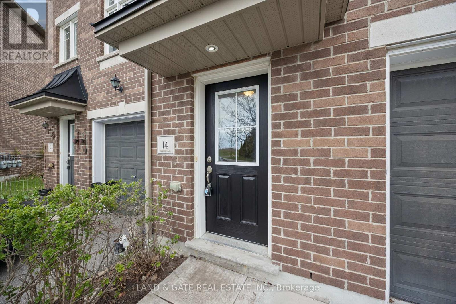 14 Katerson Lane, Clarington, Ontario  L1E 0E9 - Photo 3 - E13072404