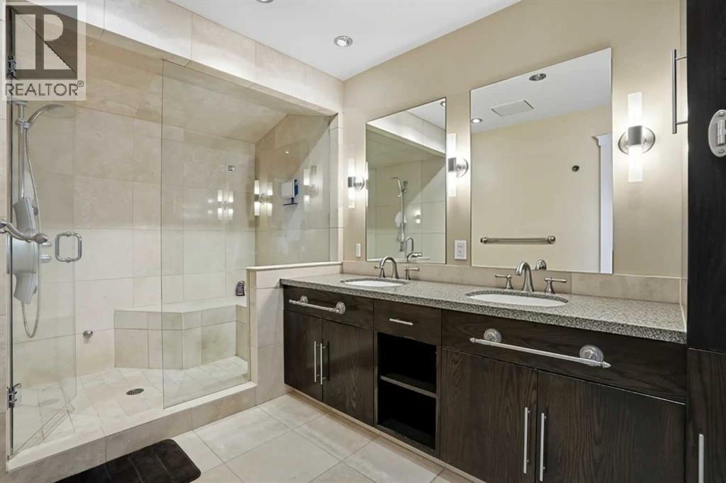 311 Coach Light Bay SW, Calgary, Alberta  T3H 1X3 - Photo 20 - A2305942