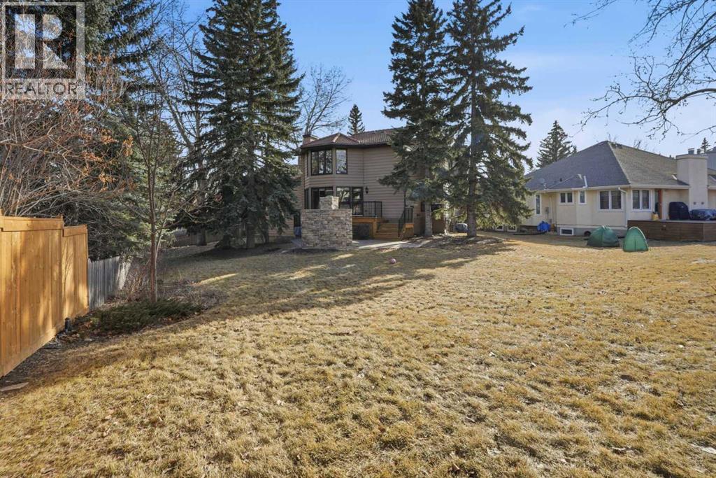311 Coach Light Bay SW, Calgary, Alberta  T3H 1X3 - Photo 37 - A2305942