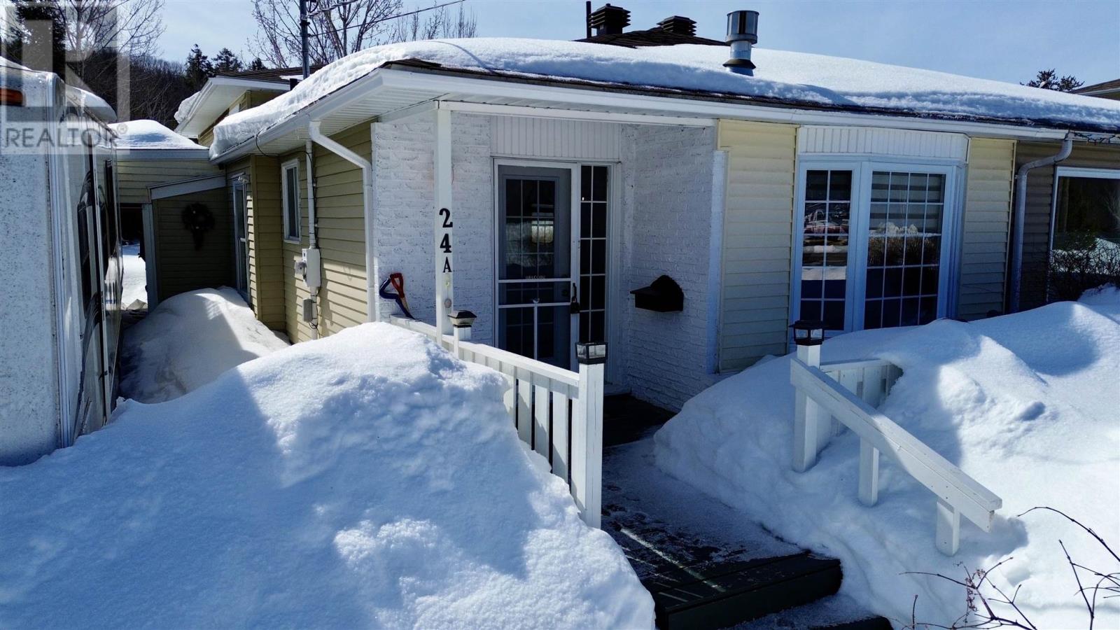 24A Washington CRES, Elliot Lake, Ontario