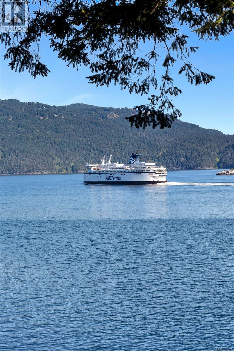 1676 Lands End Rd, North Saanich, British Columbia  V8L 5L5 - Photo 61 - 1033374