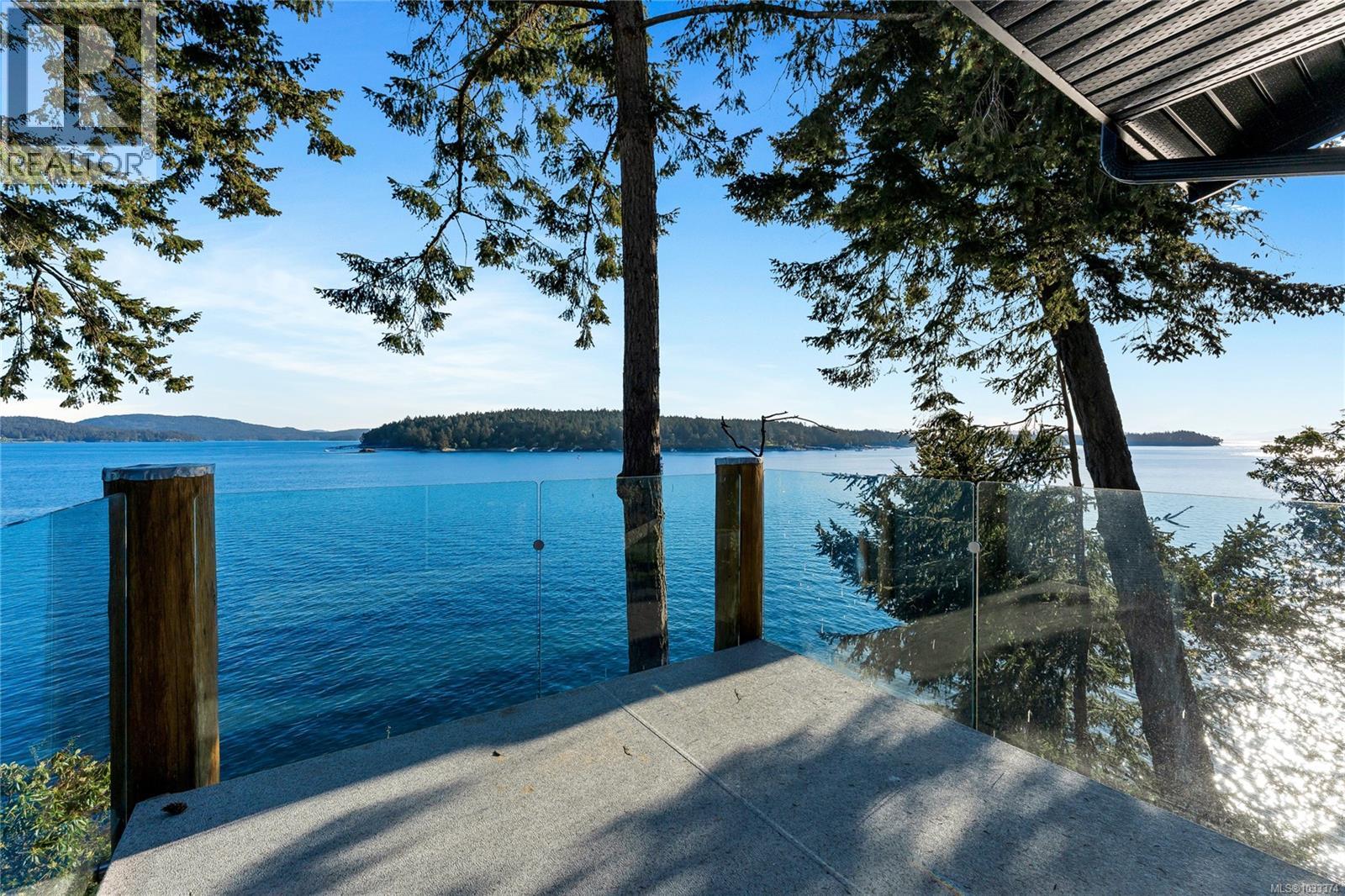 1676 Lands End Rd, North Saanich, British Columbia  V8L 5L5 - Photo 11 - 1033374