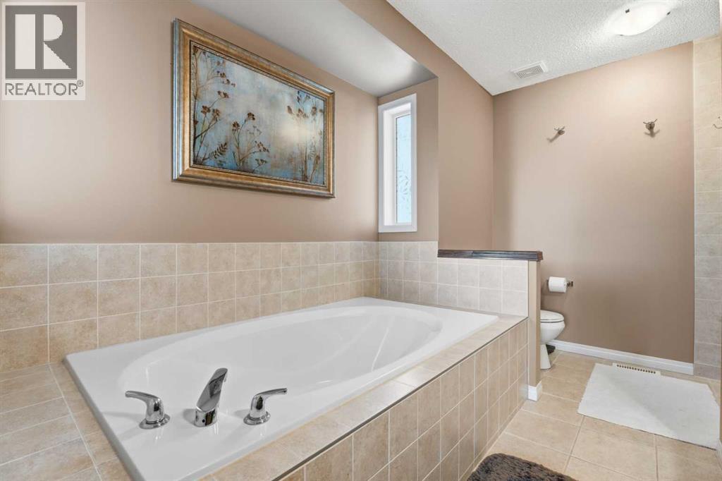 883 Auburn Bay Boulevard SE, Calgary, Alberta  T3M 0J6 - Photo 24 - A2288164