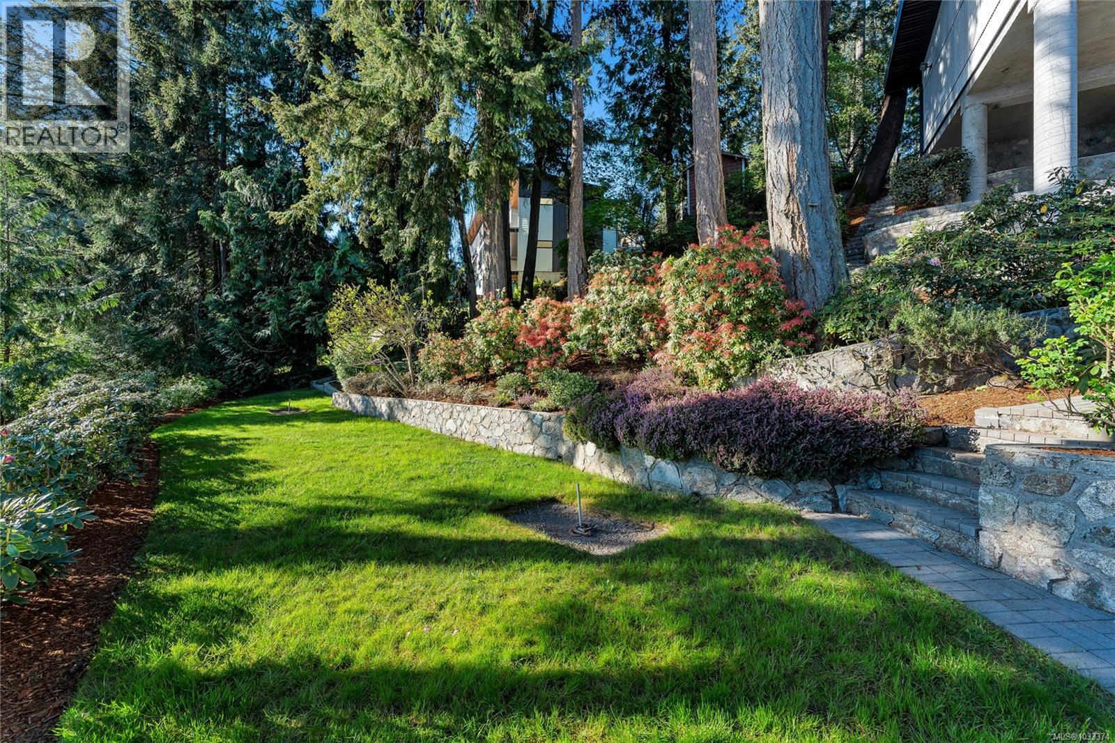 1676 Lands End Rd, North Saanich, British Columbia  V8L 5L5 - Photo 43 - 1033374