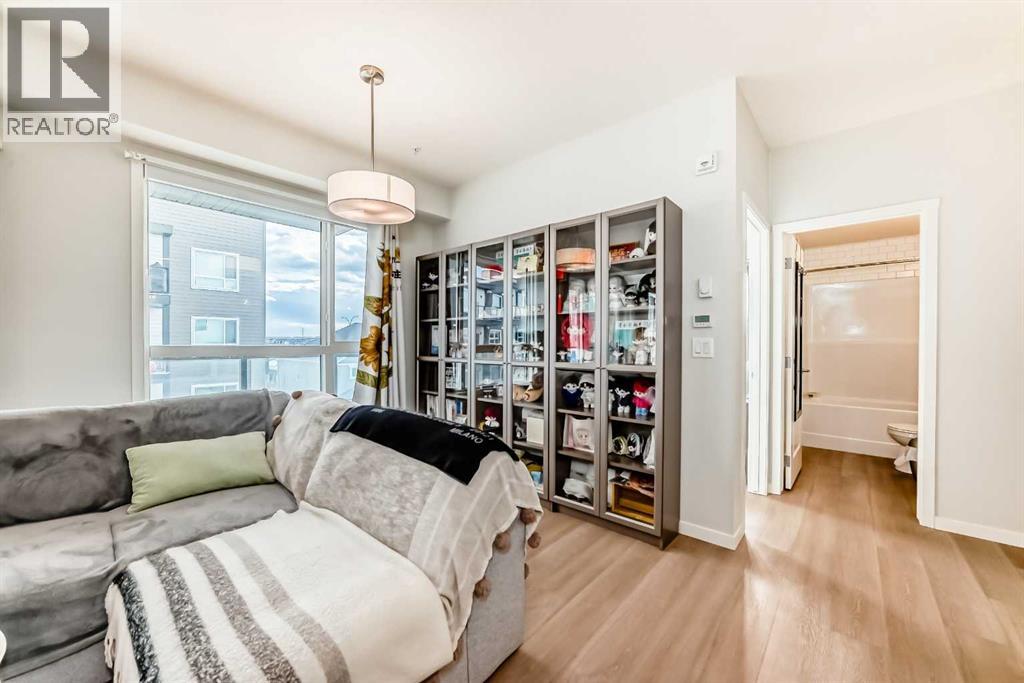1303, 33 Carringham Gate NW, Calgary, Alberta  T3P 2H6 - Photo 16 - A2306942