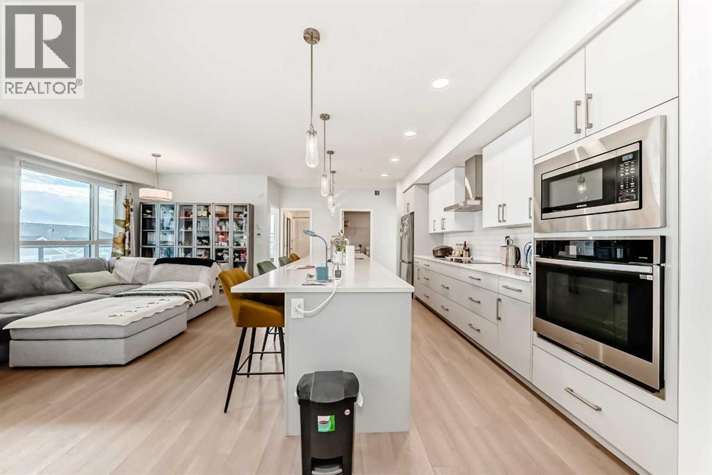 1303, 33 Carringham Gate NW, Calgary, Alberta  T3P 2H6 - Photo 4 - A2306942