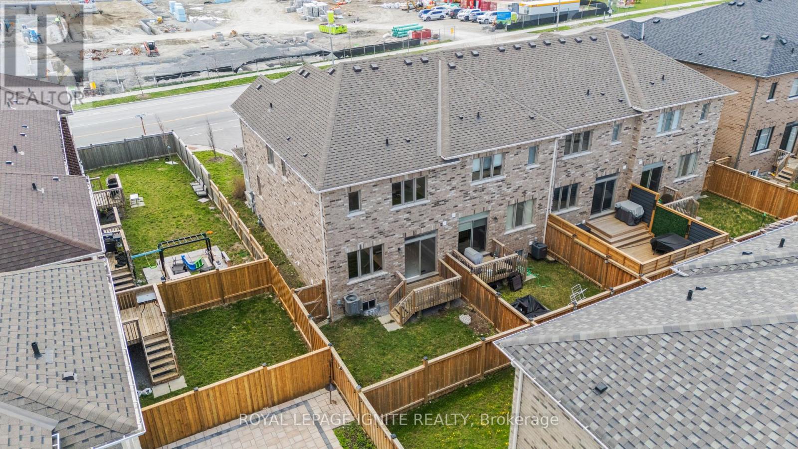 1168 Drawstring Lane, Pickering, Ontario  L1X 0G7 - Photo 26 - E13071666