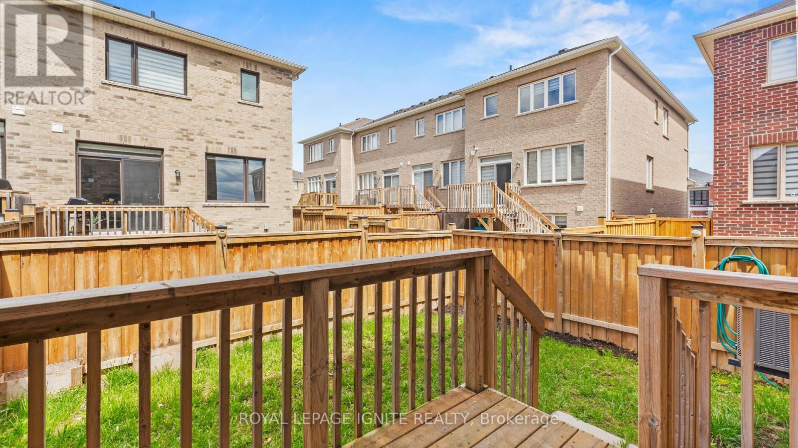 1168 Drawstring Lane, Pickering, Ontario  L1X 0G7 - Photo 28 - E13071666