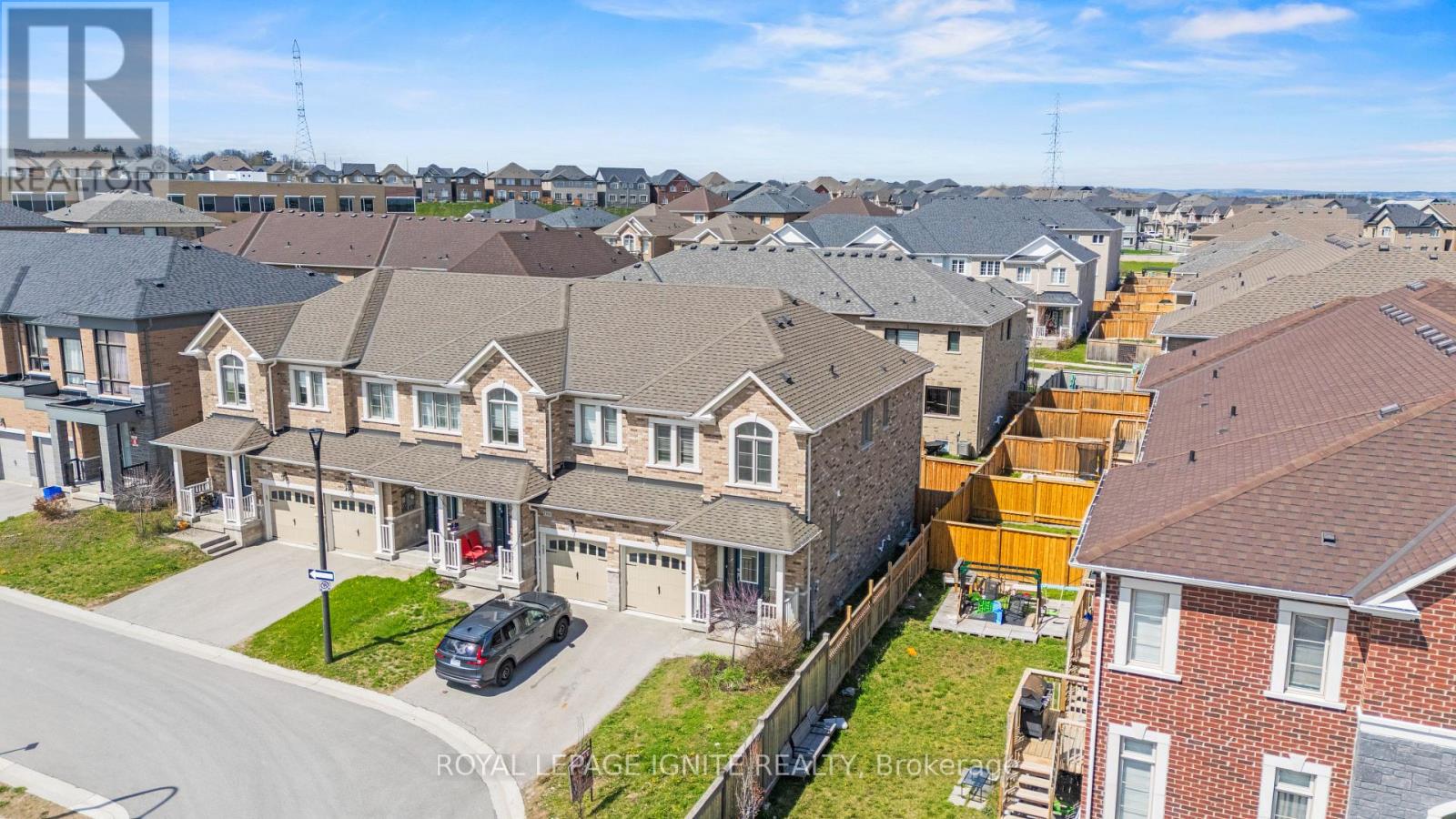 1168 Drawstring Lane, Pickering, Ontario  L1X 0G7 - Photo 4 - E13071666