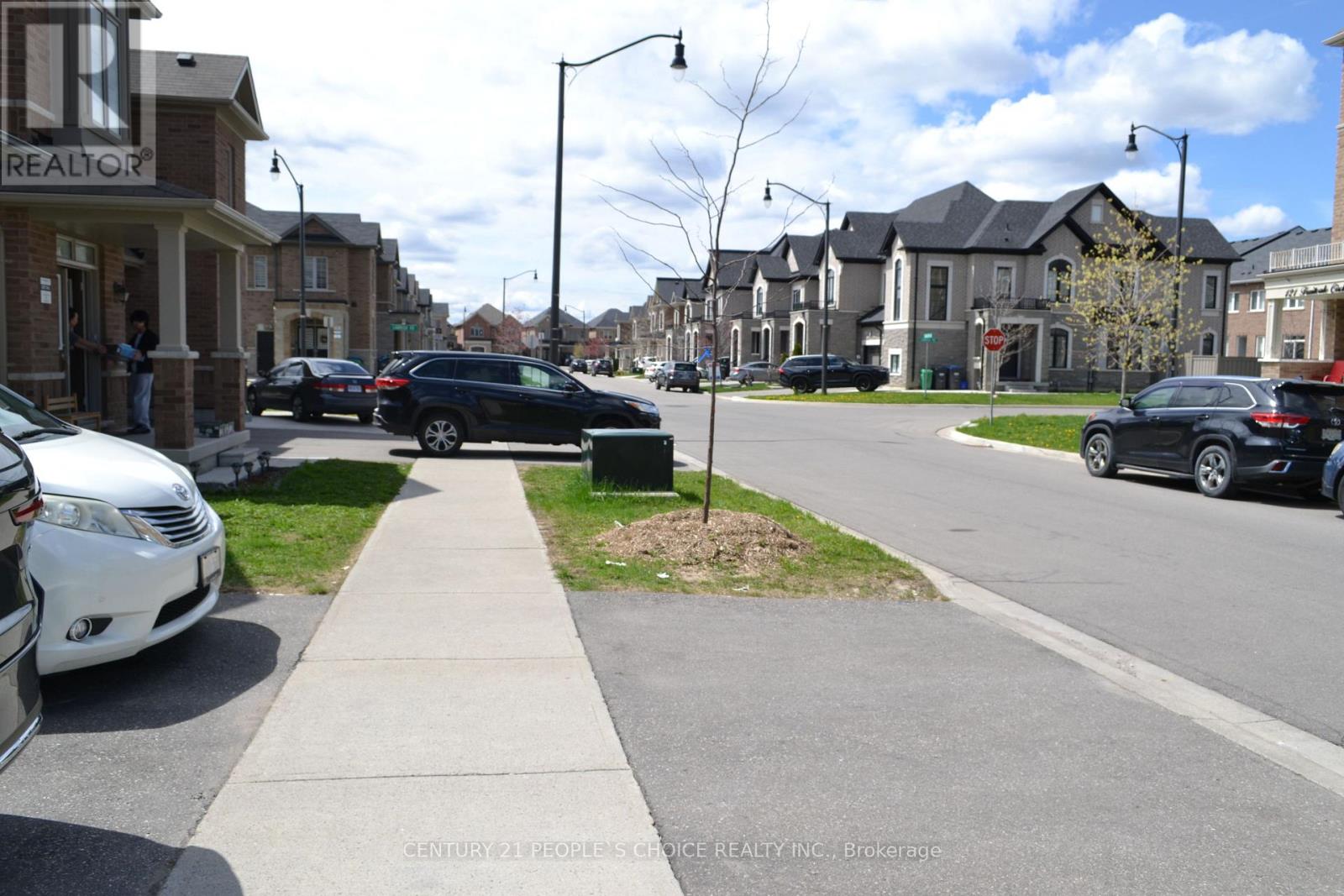 206 Fruitvale Circle, Brampton, Ontario  L7A 5C3 - Photo 18 - W12967930