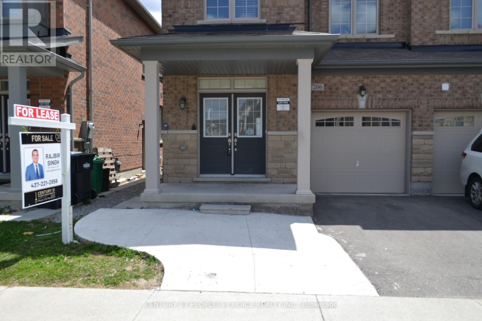 206 Fruitvale Circle, Brampton, Ontario  L7A 5C3 - Photo 2 - W12967930