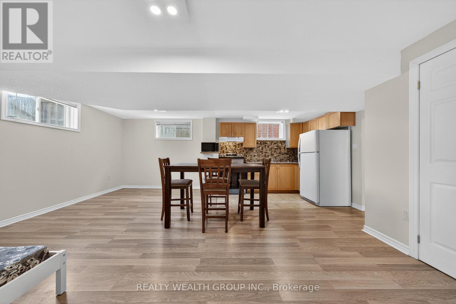 #lower - 79 Hanmer Street E, Barrie, Ontario  L4M 6V6 - Photo 8 - S13073822