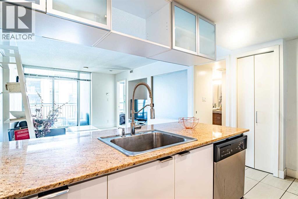 1301, 1110 11 Street SW, Calgary, Alberta  T2R 1S5 - Photo 11 - A2283456