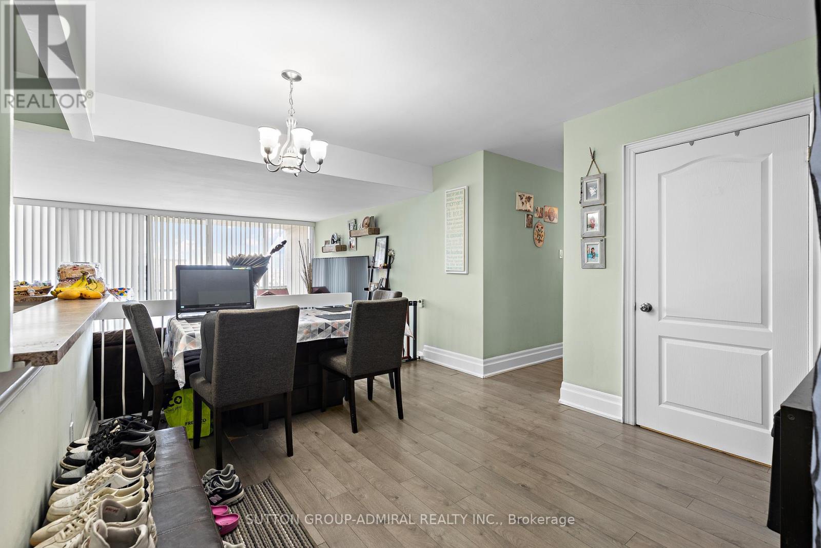 1103 - 19 Four Winds Drive, Toronto, Ontario  M3J 2S9 - Photo 6 - W13073750