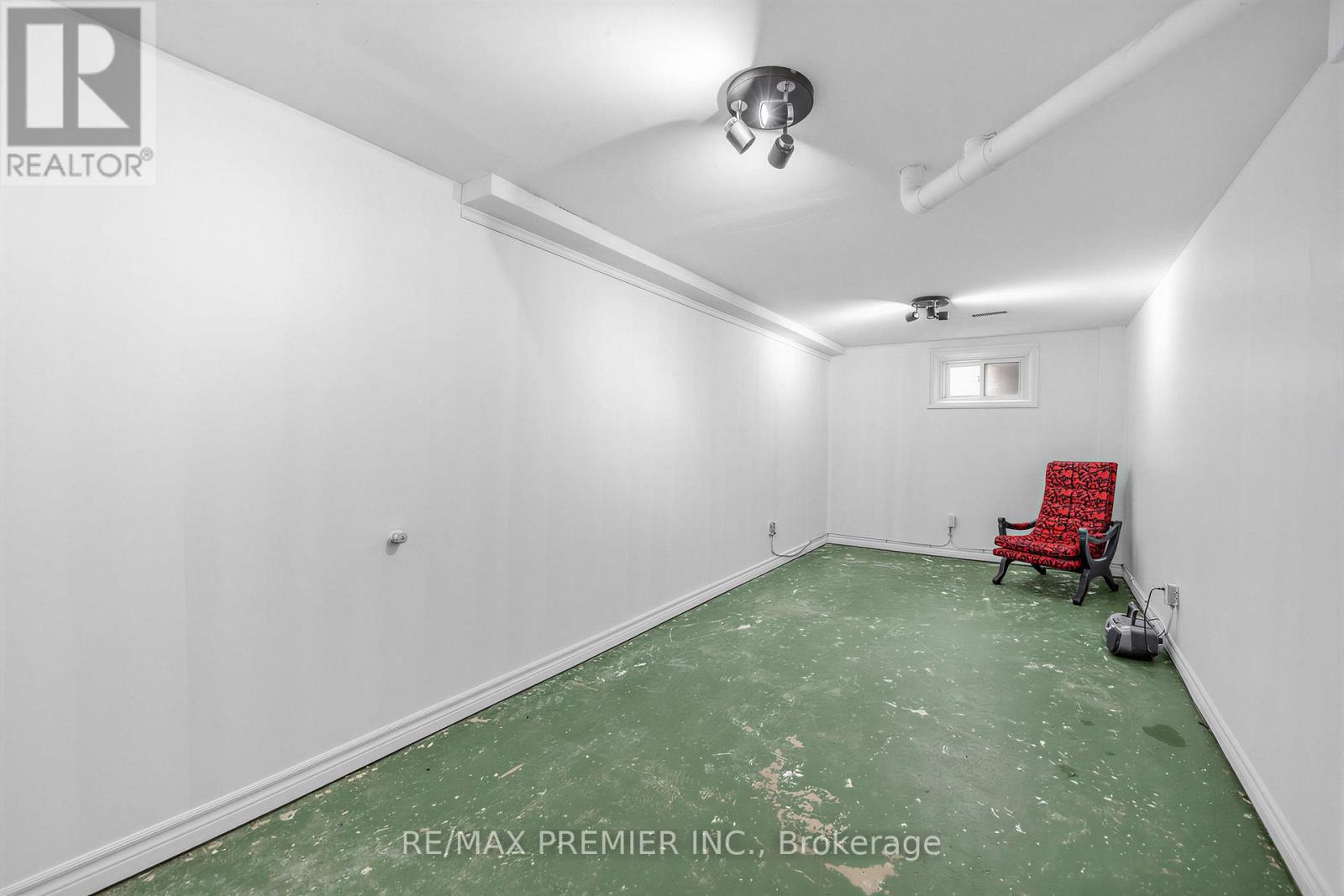 126 Langden Avenue, Toronto, Ontario  M6N 2L5 - Photo 17 - W13073752