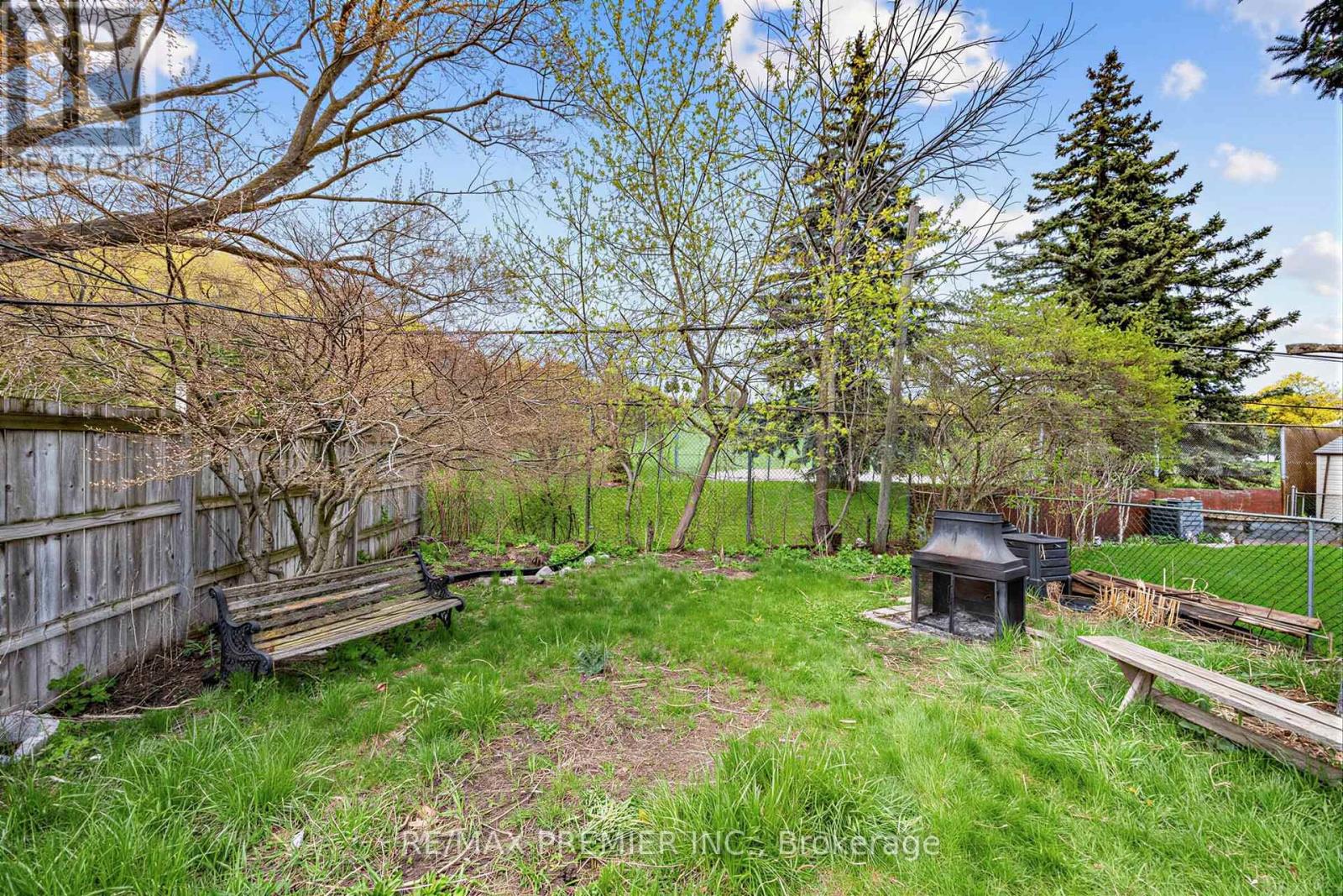 126 Langden Avenue, Toronto, Ontario  M6N 2L5 - Photo 20 - W13073752