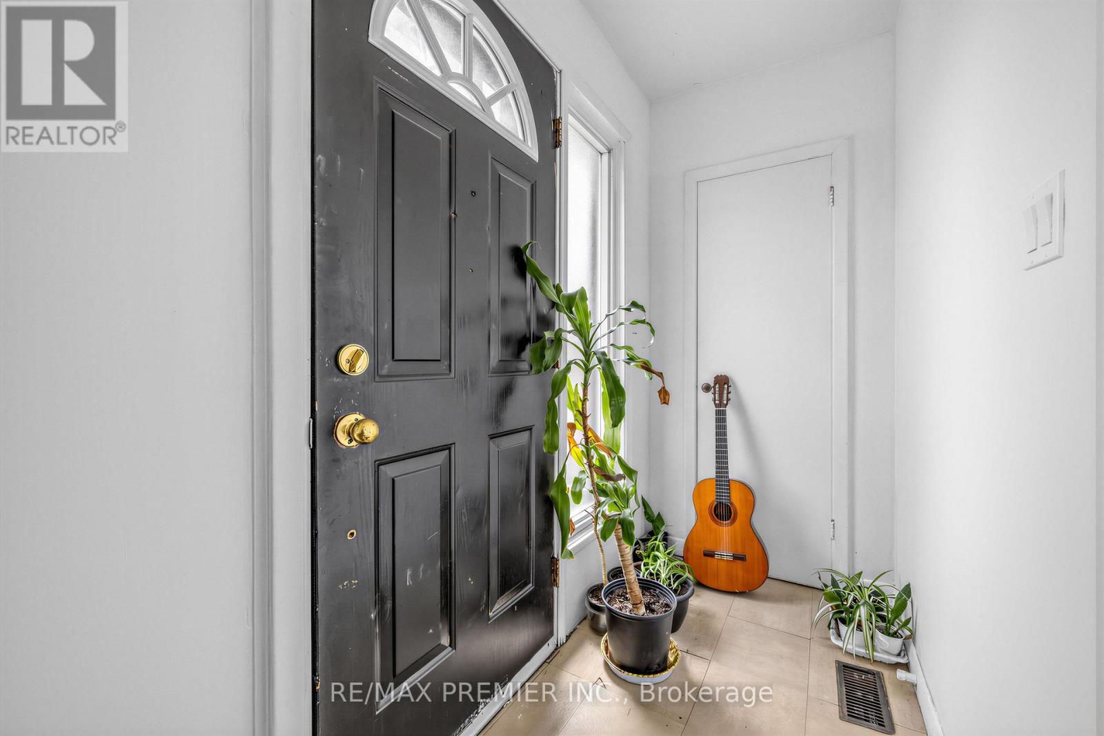 126 Langden Avenue, Toronto, Ontario  M6N 2L5 - Photo 26 - W13073752