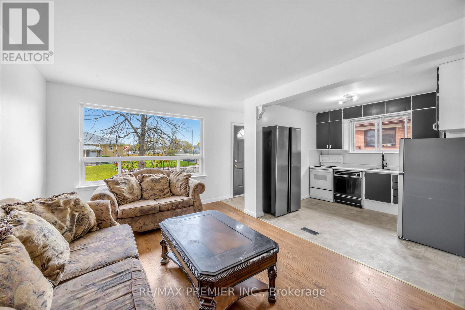 126 Langden Avenue, Toronto, Ontario  M6N 2L5 - Photo 31 - W13073752