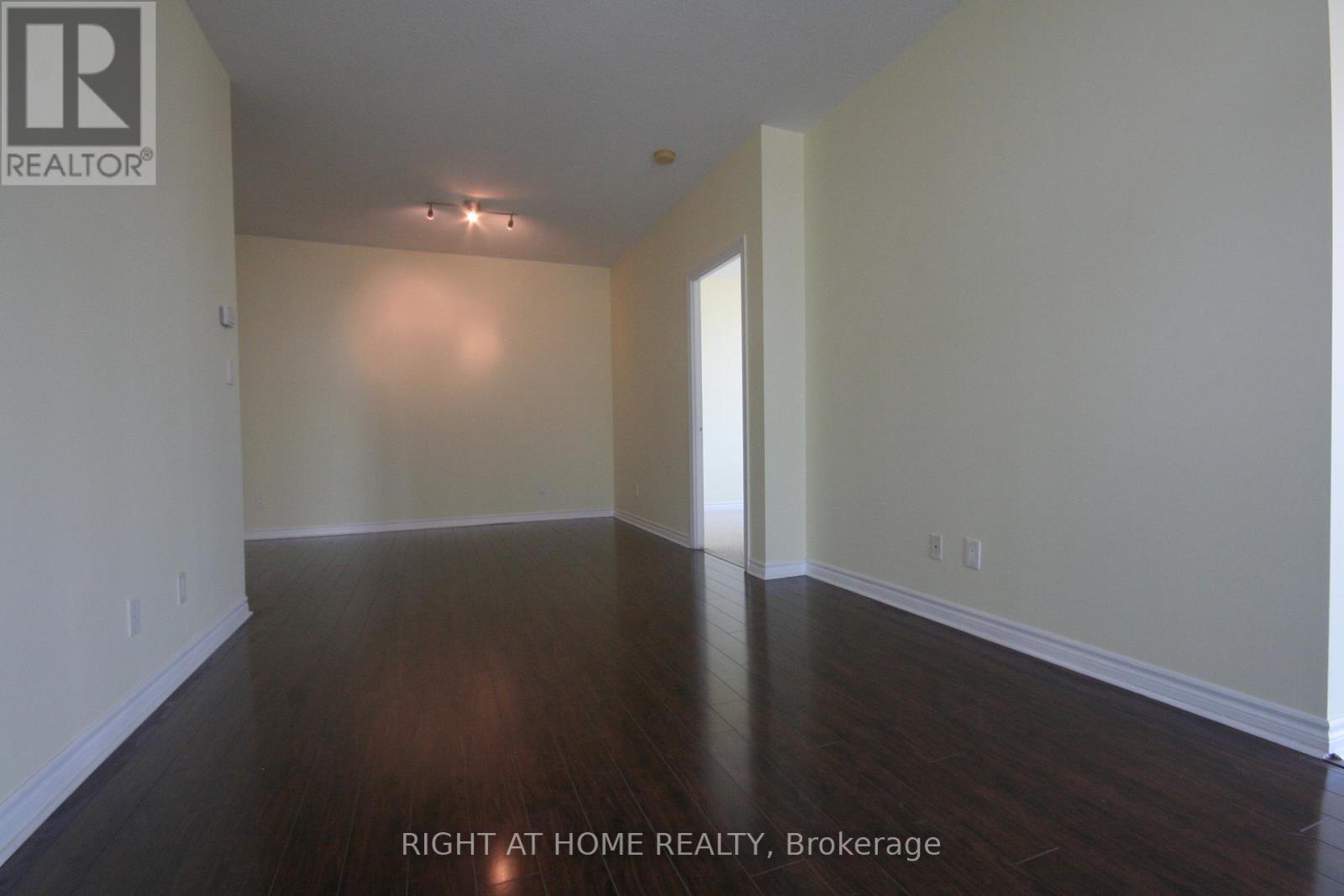 907 - 3504 Hurontario Street, Mississauga, Ontario  L5B 0B9 - Photo 6 - W13073760