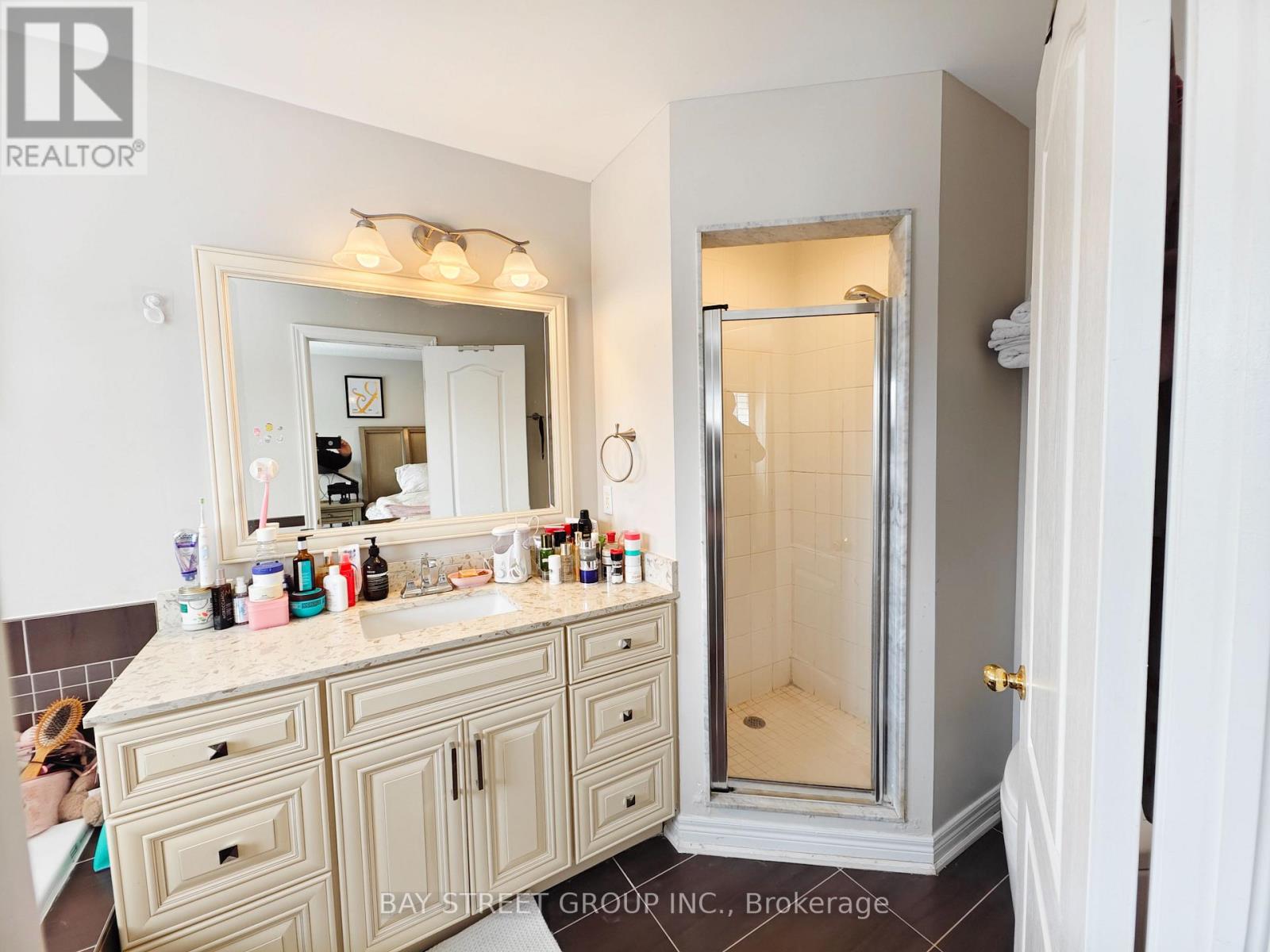 2466 Felhaber Crescent, Oakville, Ontario  L6H 7N8 - Photo 17 - W13073782
