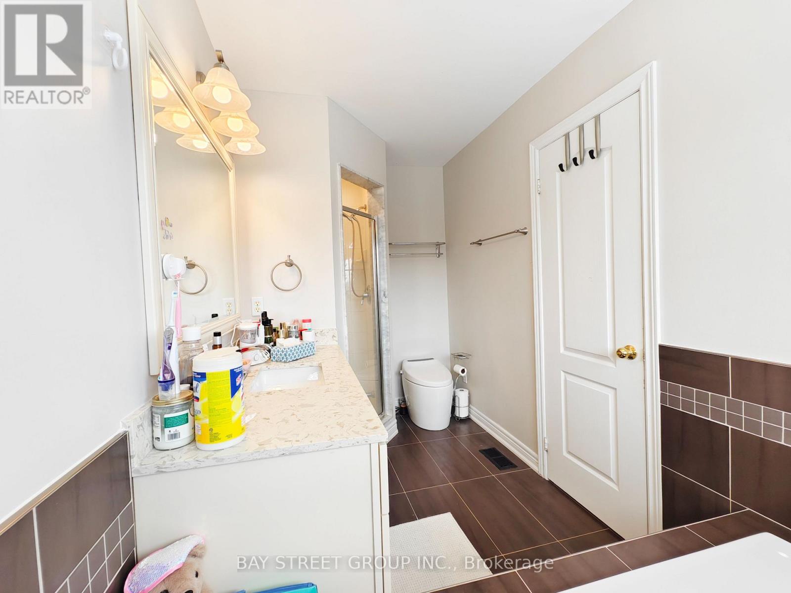 2466 Felhaber Crescent, Oakville, Ontario  L6H 7N8 - Photo 18 - W13073782