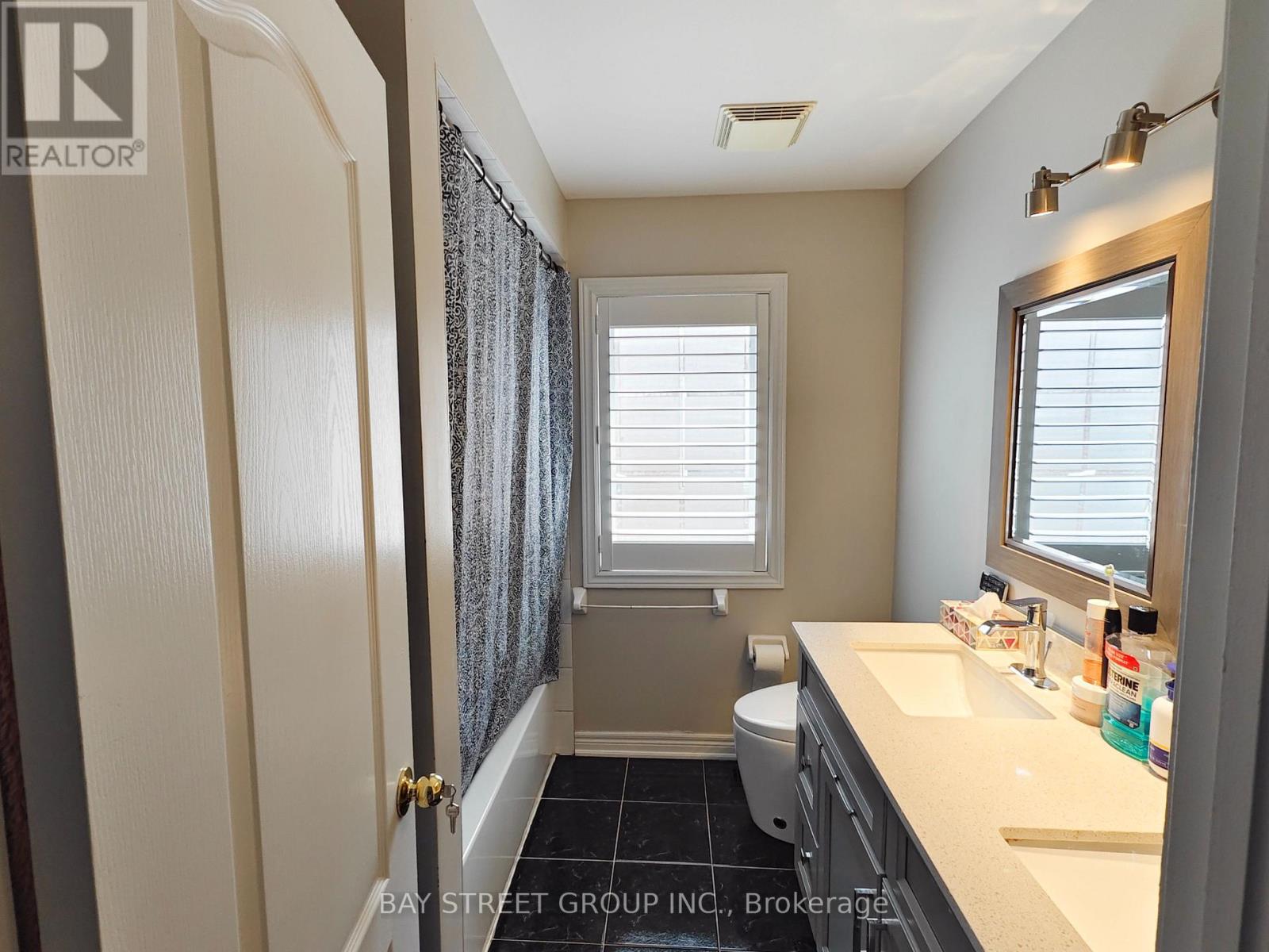 2466 Felhaber Crescent, Oakville, Ontario  L6H 7N8 - Photo 25 - W13073782