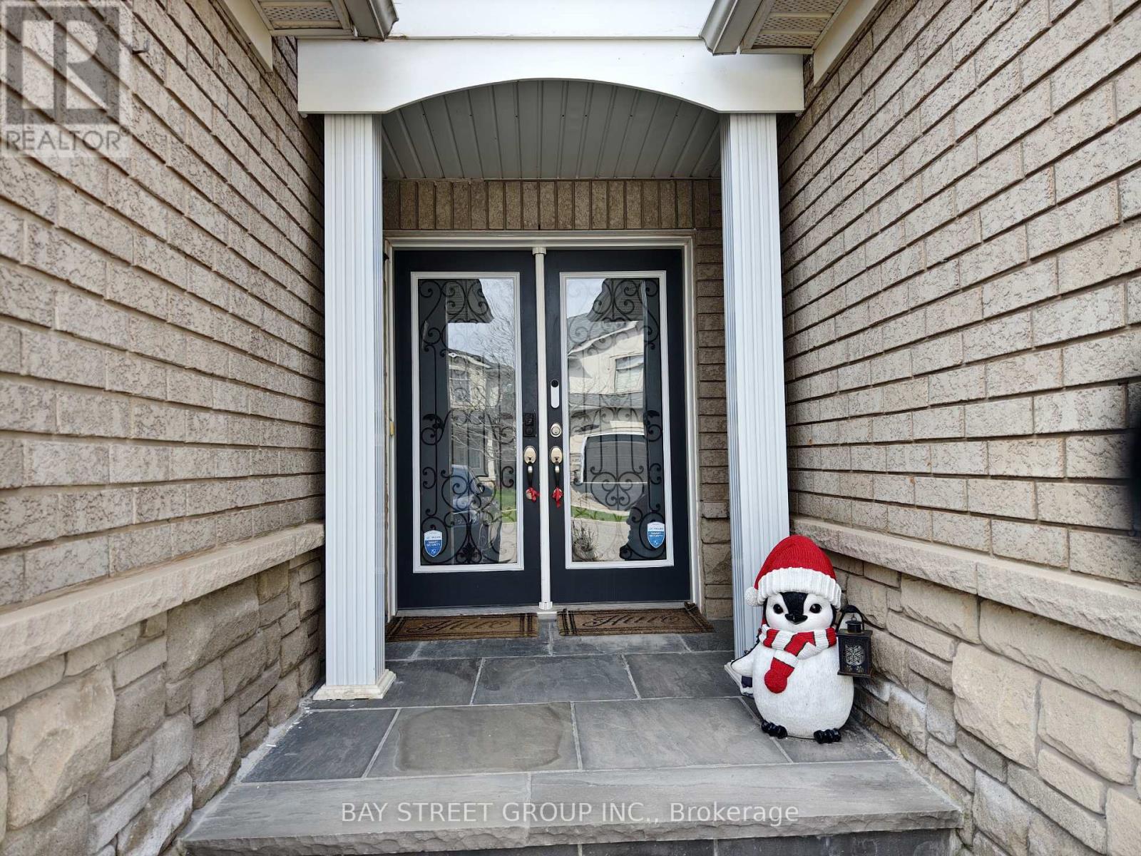 2466 Felhaber Crescent, Oakville, Ontario  L6H 7N8 - Photo 3 - W13073782