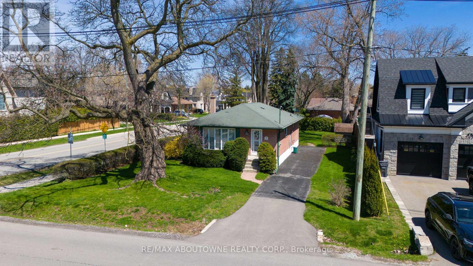 493 Lees Lane, Oakville, Ontario  L6L 4T3 - Photo 17 - W13073788