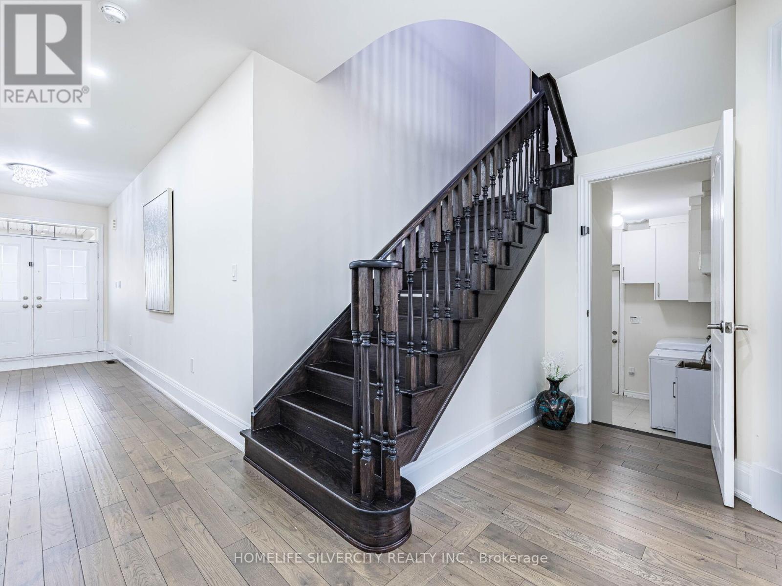16 Cloncurry Street, Brampton, Ontario  L6P 4G3 - Photo 15 - W13073794
