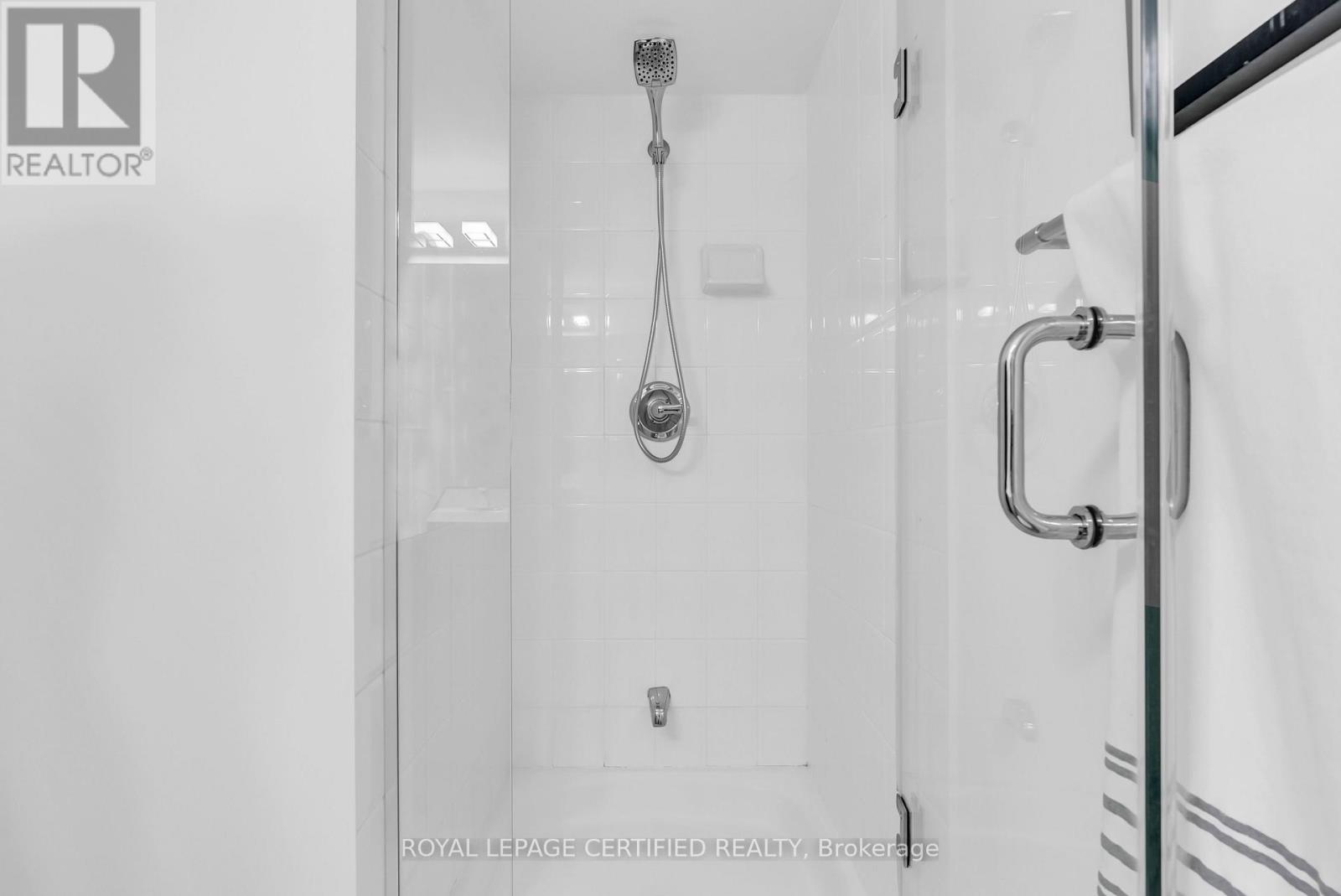 2101 - 1 Elm Drive W, Mississauga, Ontario  L5B 3C2 - Photo 25 - W13073810